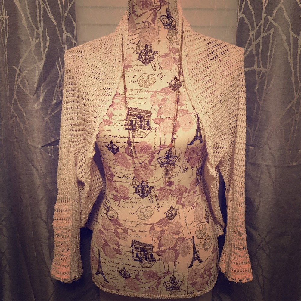 💕FINAL💕Free People Boho Mesh Crochet Crop Jacket